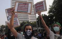 Jurnalis lintas media gelar aksi sejuta masker di Bundaran HI