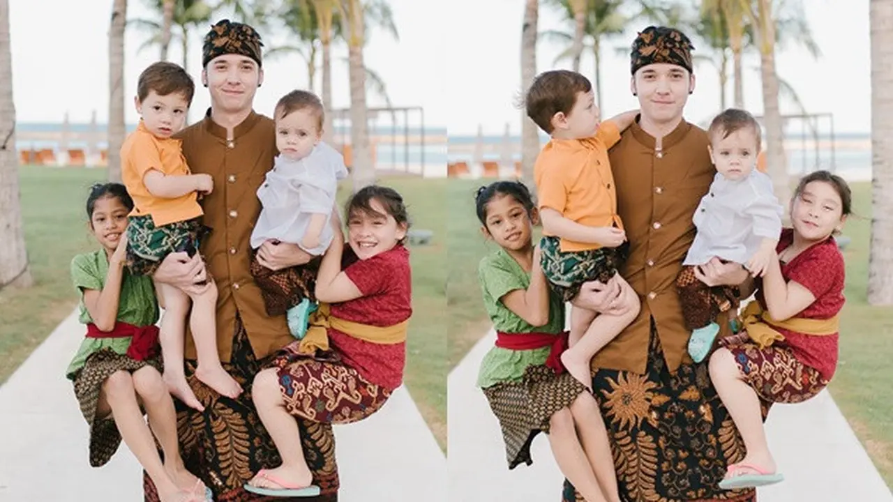 6 Potret Kedekatan Keempat Anak Stefan William, Akrab Banget