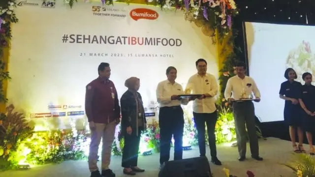 PT Sekar Bumi Tbk melibatkan artis dan influencer untuk kampanye mengkonsumsi ikan dan hasil laut.