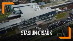 Gedung baru Stasiun Cisauk resmi beroperasi. Memiliki desain mumpuni, mirip stasiun yang ada di Eropa.