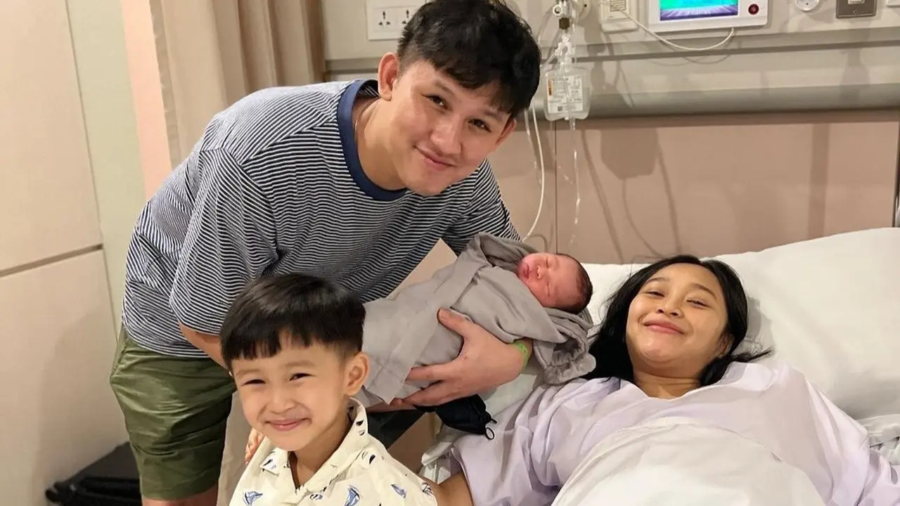 Rinni Wulandari baru saja melahirkan anak keduanya