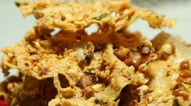 Resep Rempeyek Kacang Jeruk Purut Super Renyah Lifestyle Fimela Com