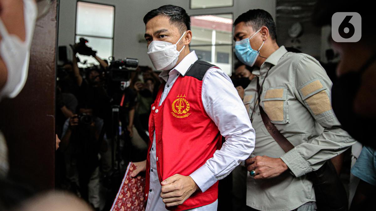 Lewat Pledoi, Terdakwa Arif Rachman Tegaskan Tak Tahu Peristiwa ...