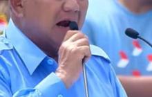 Pidato Prabowo Terjeda saat Relawan Banyak Pingsan, Langsung Colek Ajudan 'Kasih Air