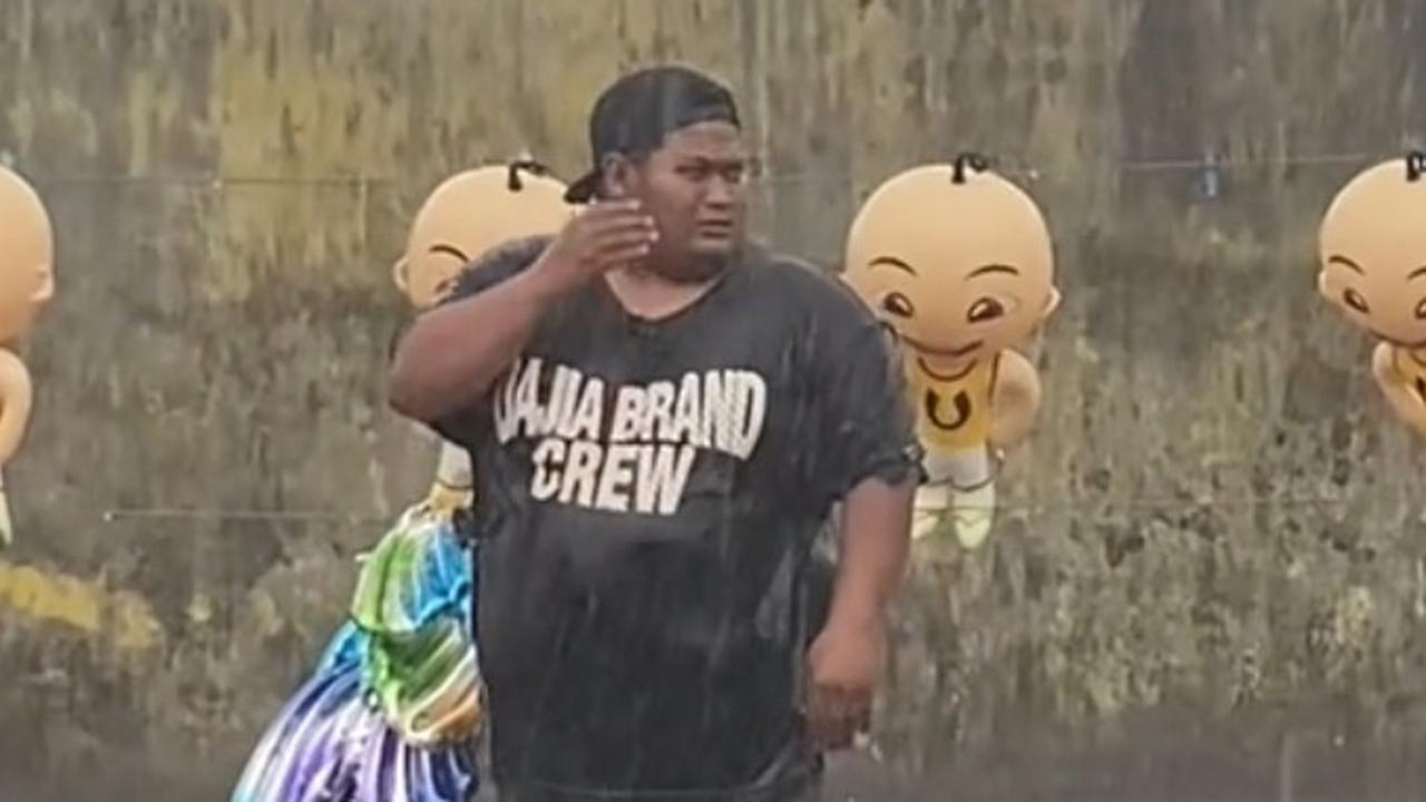 Viral Pedagang Balon Kehujanan saat Jualan, Nasibnya Kini Berujung Dapat Untung
