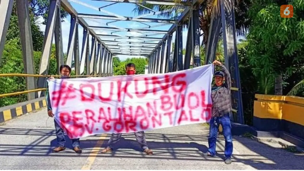 Sejumlah warga buol menggelar aksi untuk meminta dukungan peralihan Kabupaten Buol ke Provinsi Gorontalo. Foto: Ist (Arfandi Ibrahim/Liputan6.com)