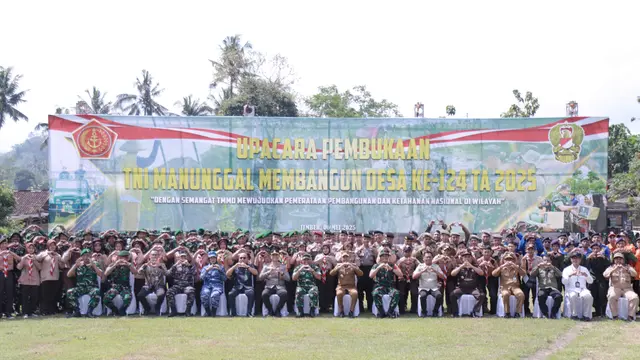 TNI Manunggal Membangun Desa.