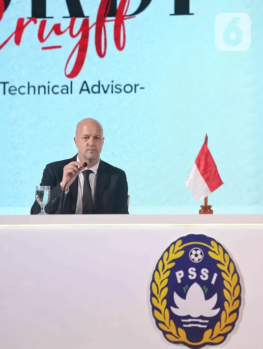 Kemudian, pada 2021, Jordi Cruyff pernah menjabat sebagai penasihat strategis di Barcelona yang berlanjut jadi direktur olahraga di Catalunya. (Liputan6.com/Angga Yuniar)