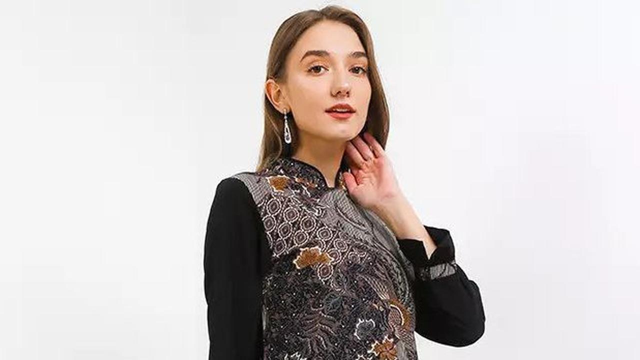 5. Blouse Denia New<br>