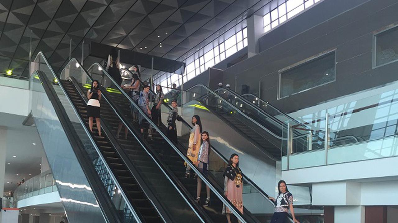 Terminal 3 fashion show