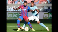 Liga Spanyol: Xavi Cuek saat Ditanya soal Masa Depan Memphis Depay di Barcelona