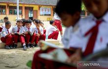 Sekolah Terdampak Bencana di Kota Padang Masih Belajar Daring, Siswa Lain Kembali Tatap Muka