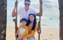 Sekeluarga Good Looking Semua, 8 Foto Liburan Asmirandah Bareng Anak & Suami di Resort Mewah Bali