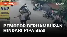 Ngeri! Pipa Besi Berjatuhan dari Truk yang Sedang Menanjak
