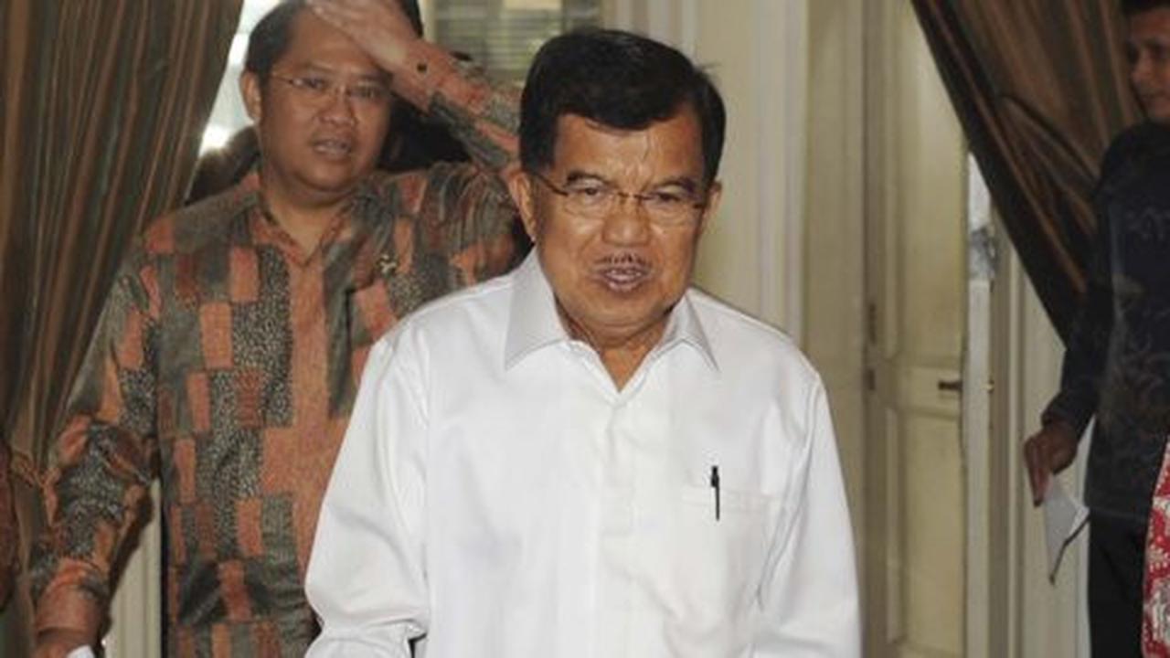 Dijenguk Jokowi, JK mengaku sempat bahas kebijakan ekonomi