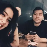 Cita Citata dan Amri Tuasikal (Instagram/@cita_citata)
