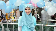Zaskia Adya Mecca saat ditemui pada acara gala premier film Hijab di XXI Epicentrum, Jakarta, Selasa (13/1/2015). (Liputan6.com/Panji Diksana)