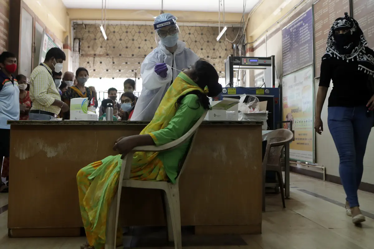 Kematian Corona di India Melesat
