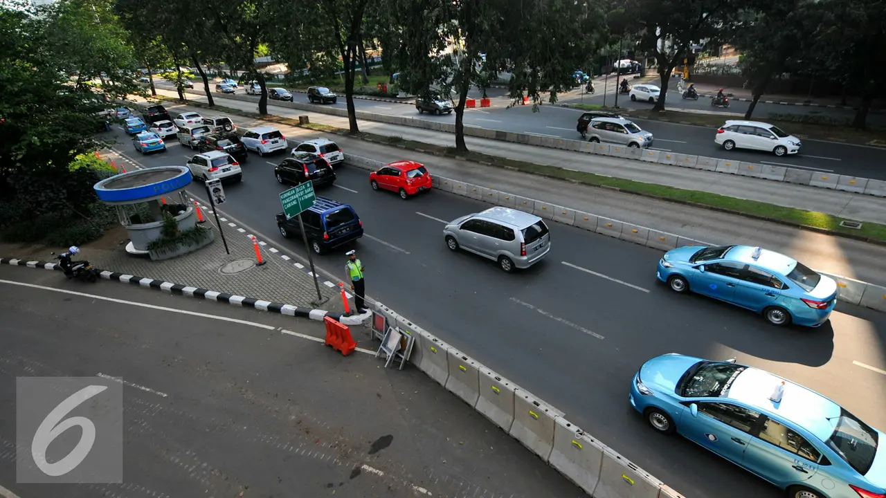 20160608- Jalur Cepat Sudirman-Cawang Ditutup-Jakarta- Yoppy Renato