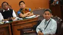 Anggota tim penyelidik kasus transaksi mencurigakan yang menjerat Komjen Pol Budi Gunawan, Iguh Sipurba dihadirkan sebagai saksi di sidang praperadilan di Pengadilan Negeri Jakarta Selatan, Kamis (12/2/2015). (Liputan6.com/Helmi Fithriansyah)