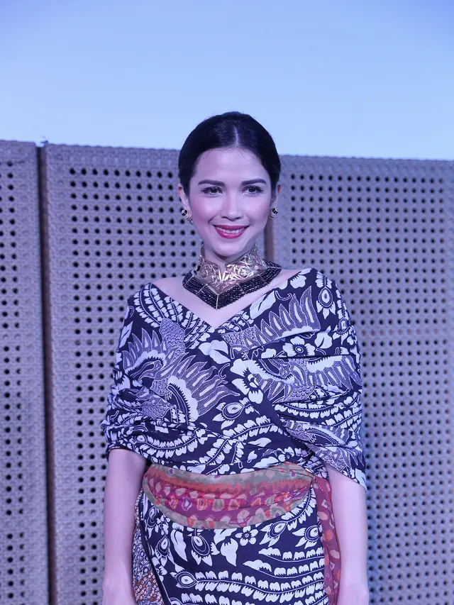 [Bintang] Dinda Kanya Dewi
