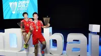 Ganda campuran Zheng Siwei/Chen Qingchen meraih gelar final BWF Super Series Finals 2016, Minggu (18/12/2016). (BWF)