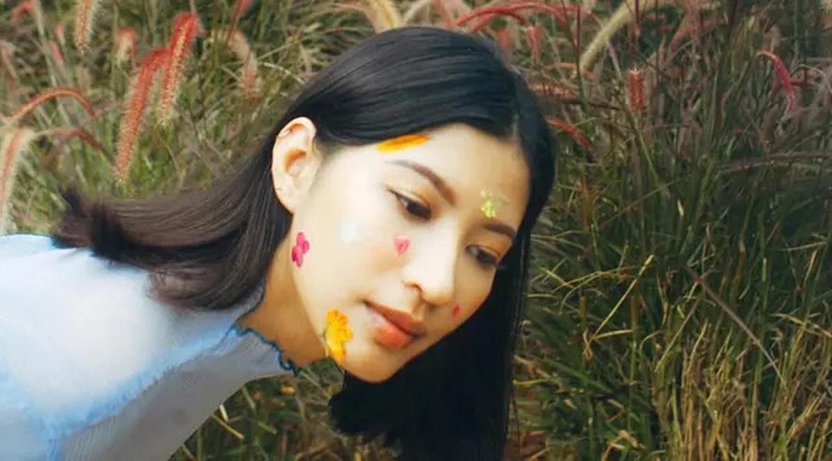 6 Potret Keisha Cinantya Vokalis Baru HIVI!, Ibu Satu Anak yang Menawan