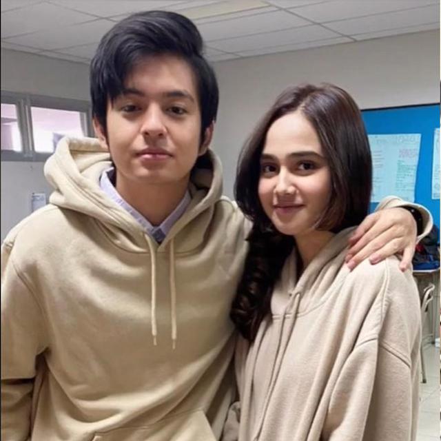 6 Potret Angga Yunanda dan Syifa Hadju dari Mermaid In Love hingga Kini, Kompak