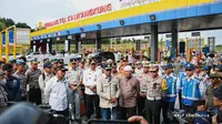 Menteri Perhubungan Budi Karya Sumadi meninjau sejumlah titik di Jawa Tengah dan Jawa Barat pada Sabtu (13/4) untuk memastikan arus balik Lebaran 2024 berjalan lancar. (dok: BKIP)