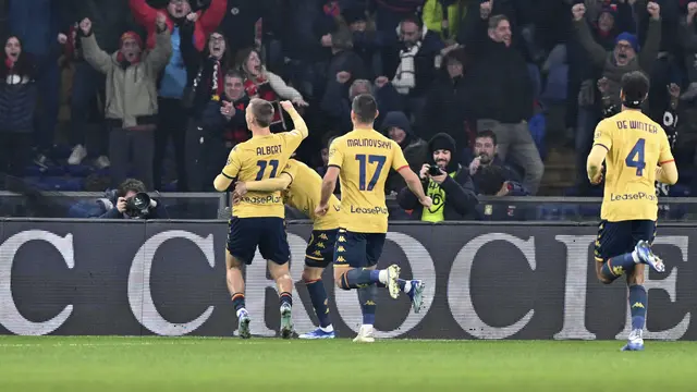 Selebrasi pemain Genoa ketika menjebol gawang Juventus