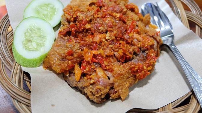 5 Ayam  Geprek  di Jakarta yang Pedasnya Nampol  Abis Food 