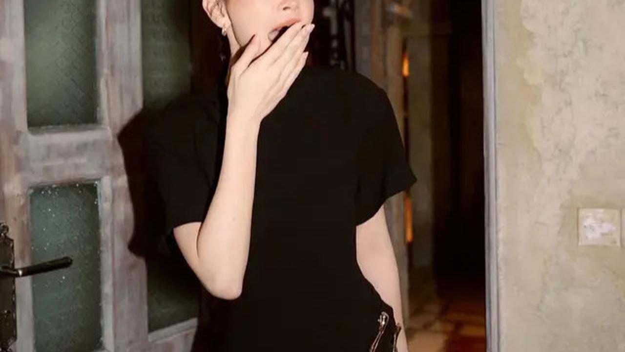 Inspirasi Model Dress Bridal Shower ala Alyssa Daguise, Tampil Elegan Serba Hitam