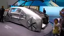 Tampilan mobil konsep Renault EZ-GO yang dipamerkan dalam Auto China 2018 di Beijing (26/4). (AP Photo/Ng Han Guan)