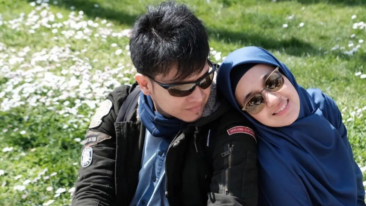 [Fimela] Dimas Seto dan Dhini Aminarti