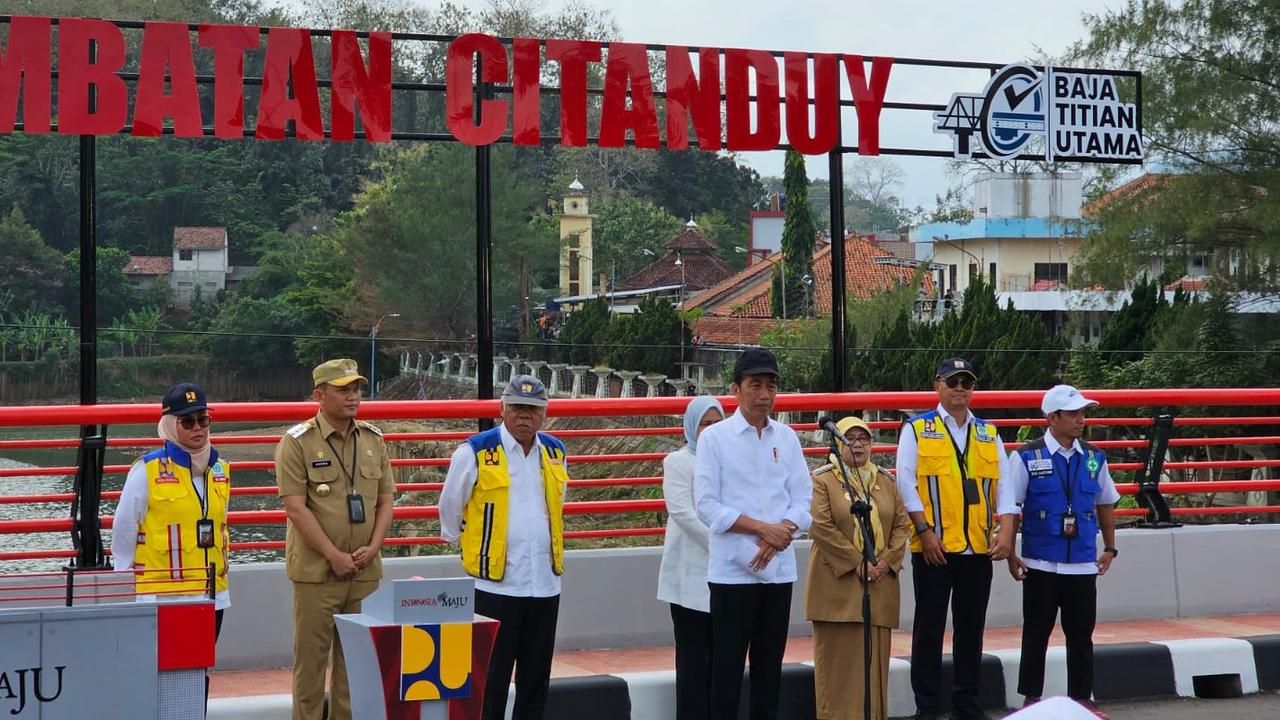 Jokowi Resmikan Sejumlah Infrastruktur di Jawa Barat