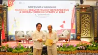 Direktur Sido Muncul Bicara Manfaat Obat Herbal di Symposium &amp; Workshop National Rheumatology Osteoporosis &amp; Herbal Medicine