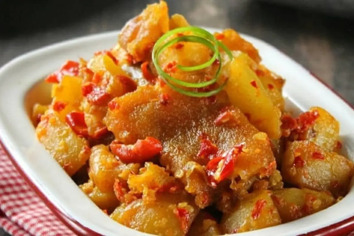 Sambal goreng kentang dan krecek