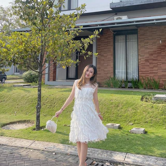 6 Potret Amalia Agustina Adik Ipar Nadya Mustika dan Larissa Chou, Kini Jadi Perhatian