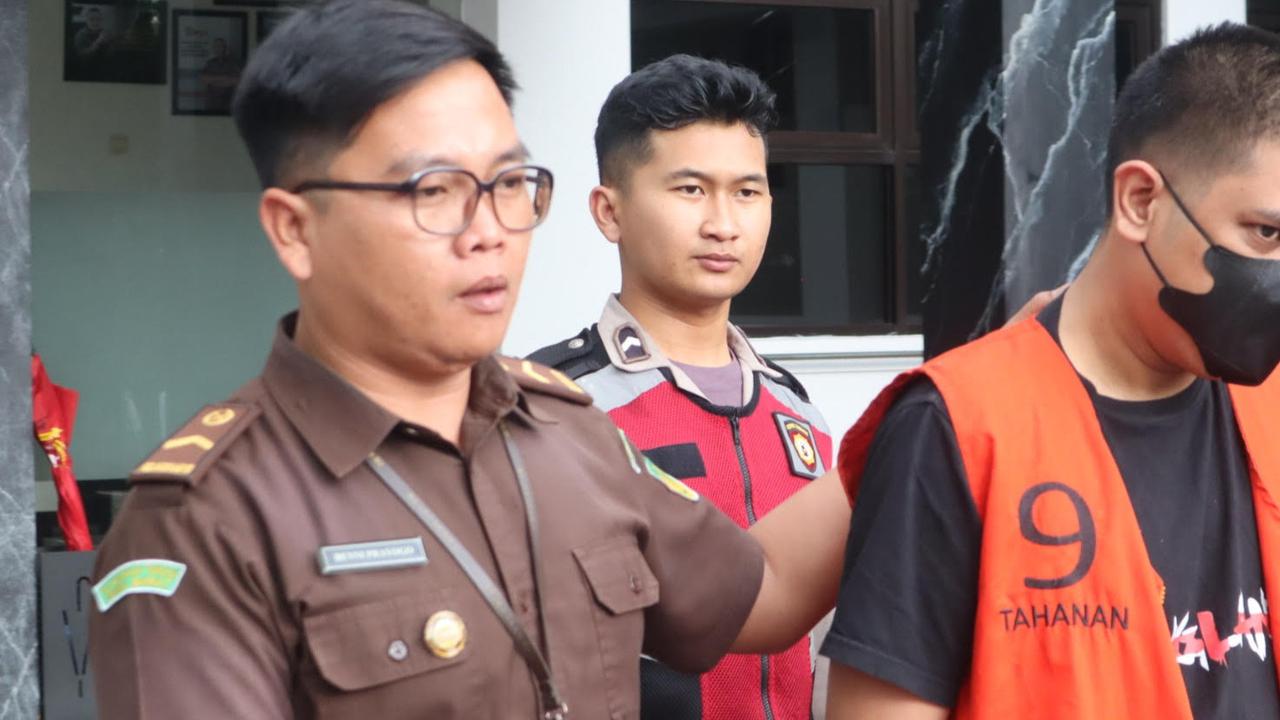 Babak Baru Kasus Dokter Kandungan Cabul di Garut, Ini Penampilan Terbarunya Jelang Disidang