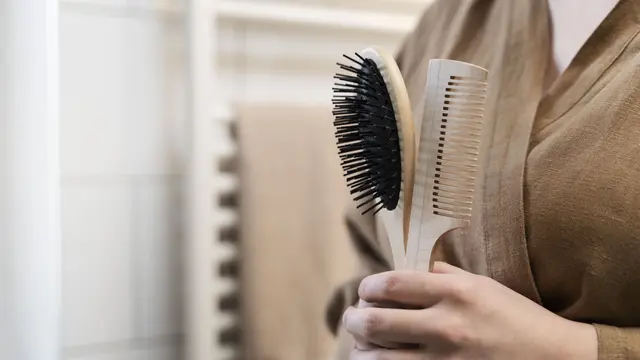 Pakai Sisir yang Sesuai