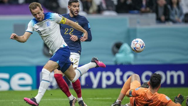 Foto: Harry Kane Gagal Penalti, Inggris Disingkirkan Prancis di Perempatfinal Piala Dunia 2022