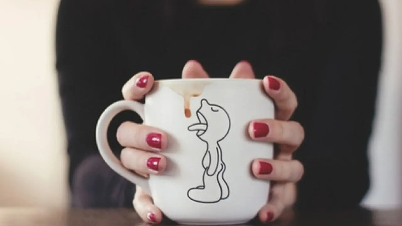 Gelas Cantik Sebagai Teman Minum Kopi