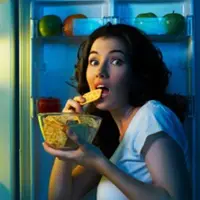 Jangan konsumsi makanan ini saat kamu sahur di Awal Ramadhan 2015.