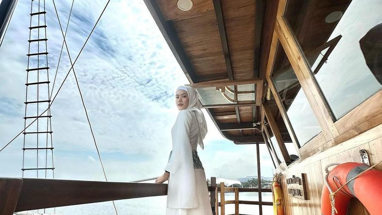 Sukses Mencuri Perhatian