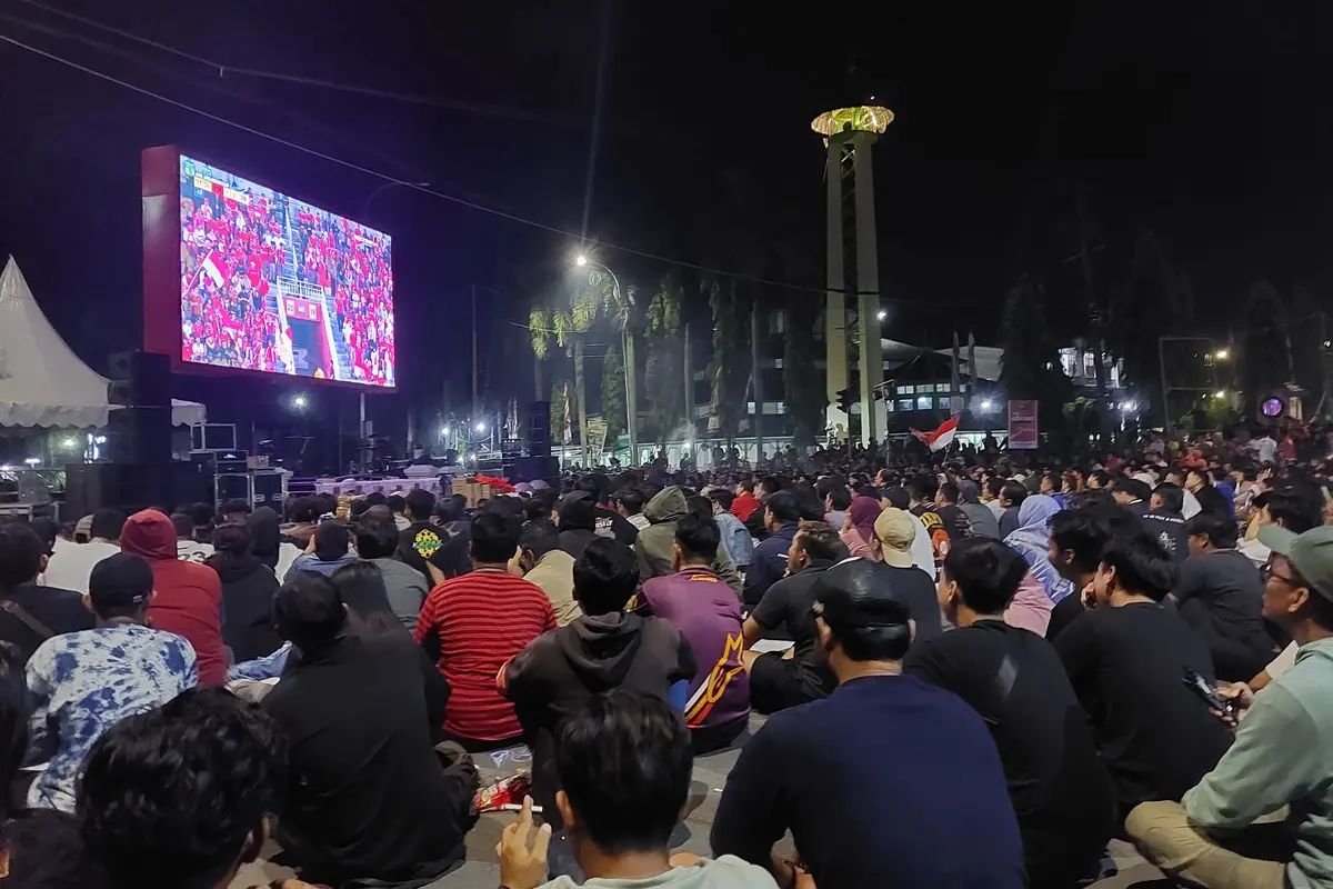 Bupati Kukar Penuhi Harapan Netizen, Nobar Timnas U-23 di Videotron Hebohkan Tenggarong