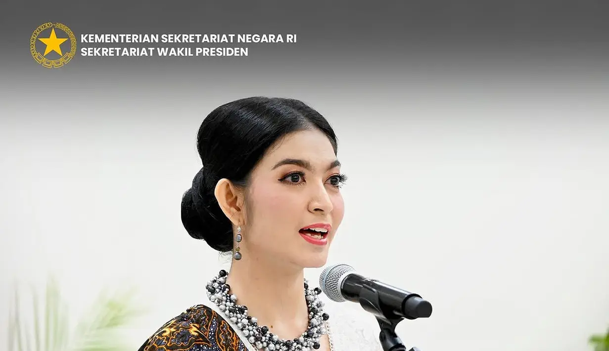 Istri Wakil Presiden Selvi Ananda melantik sederet pejabat jadi Dewan Kerajinan Nasional (Dekranas) [@setwapres.ri]