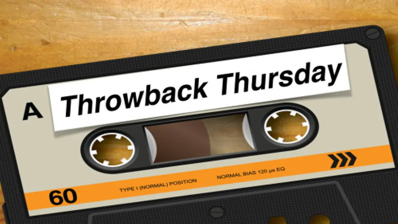 5 Alasan Orang-orang Suka Posting Foto Pakai #TBT