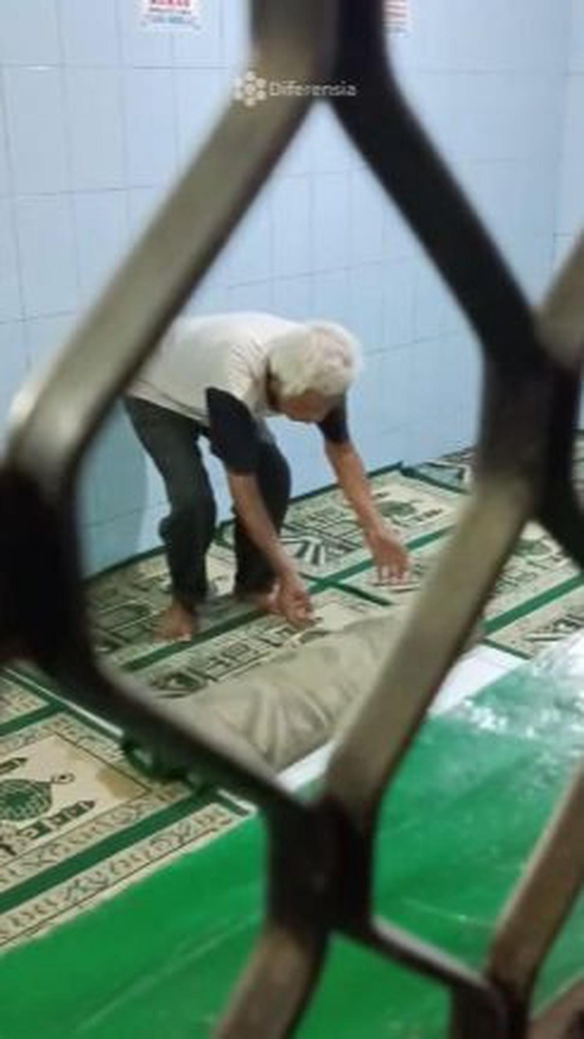 Kisah Abah Apih ini pun mencuri perhatian. Salah satunya adalah pemilik akun TikTok tsyyarbla_. <br>