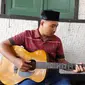 Arif Muarif Cucu dan penerus Maestro Tarling Klasik Cirebon Djana Partanain. (ist)