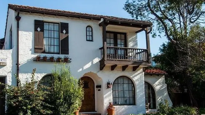 7 Desain Rumah Jadul dan Klasik yang Sedang Tren, Hadirkan Nuansa Nostalgia Masa Lalu